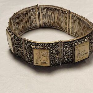 Rare Vintage Chinese Scrimshaw Bracelet 1900s